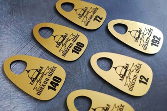 Таблички из двухслойного пластика 0