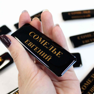 Бейджи с полмерной смолой